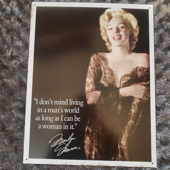 Marilyn Monroe  vintage look metal tin sign. Wall deco. Retro. Classic collectab - Picture 1 of 8
